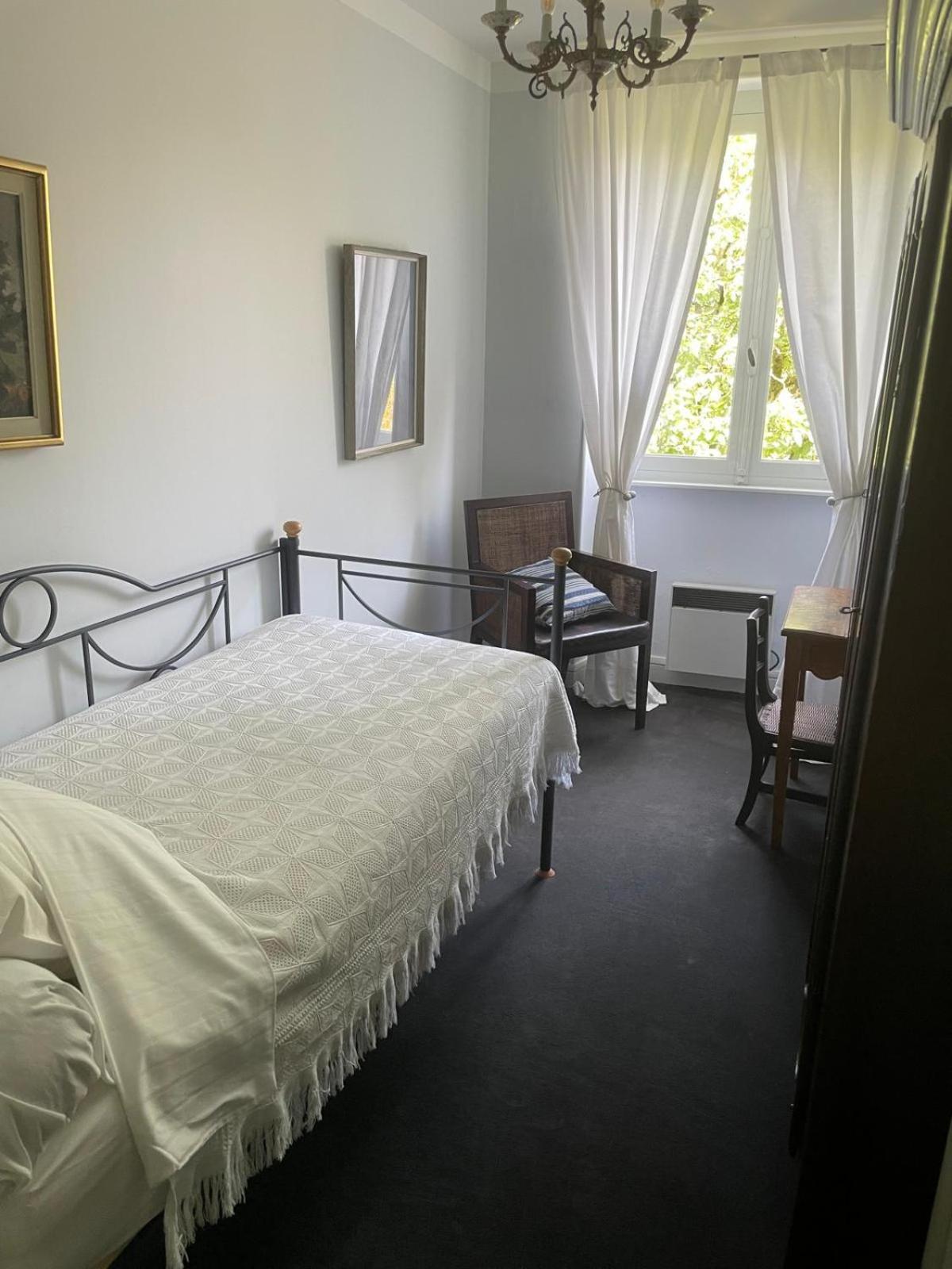 Residence Le Petit Paradis Labastide-Rouairoux Kültér fotó