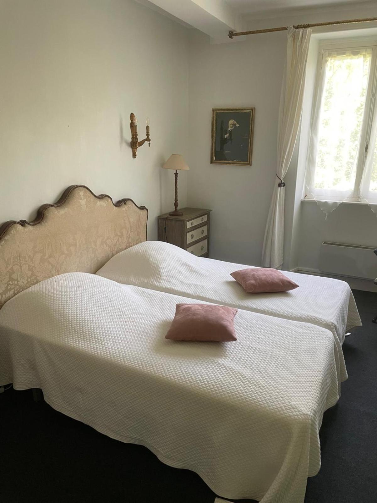 Residence Le Petit Paradis Labastide-Rouairoux Kültér fotó